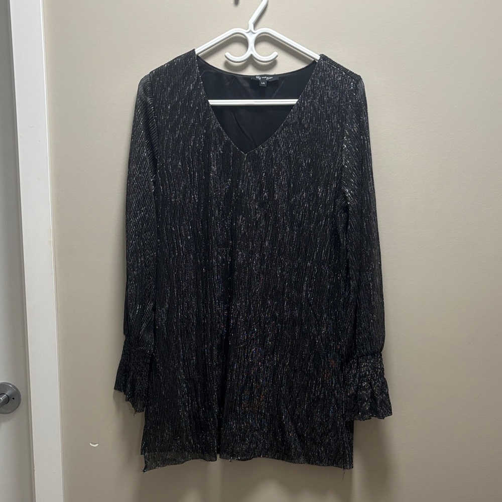 Lily Morgan Black Metallic V-Neck Tunic Top